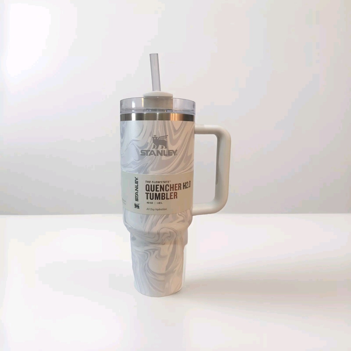 白磁瓶子 Stanley Quencher H2.0 Tumbler 40oz Limited Edition Polar
