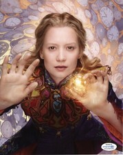 Mia Wasikowska Alice in Wonderland Autographed Signed 8x10 Photo ACOA 2020-7