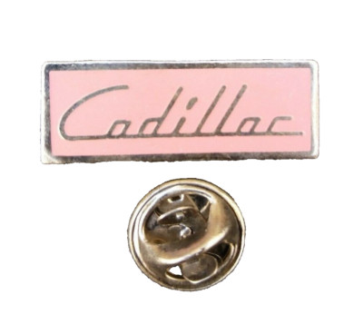CADILLAC MOTOR AUTOS SKRIPT LOGO NOS 1980ERer Vintage EMAILLE PIN ABZEICHEN