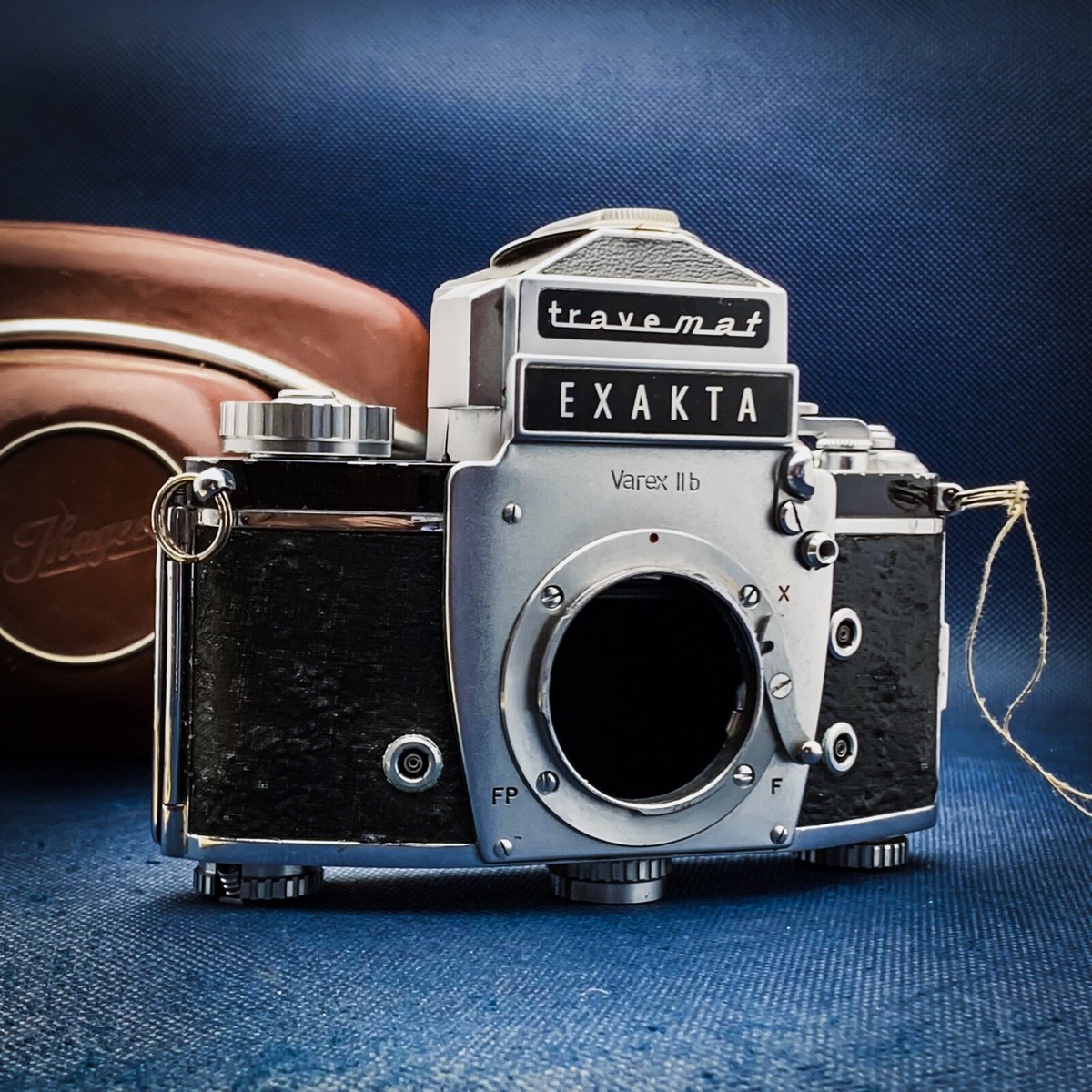 EXAKTA VAREX lla ボディ IhageeEXAKTA VAREX lla ボディ Ihagee