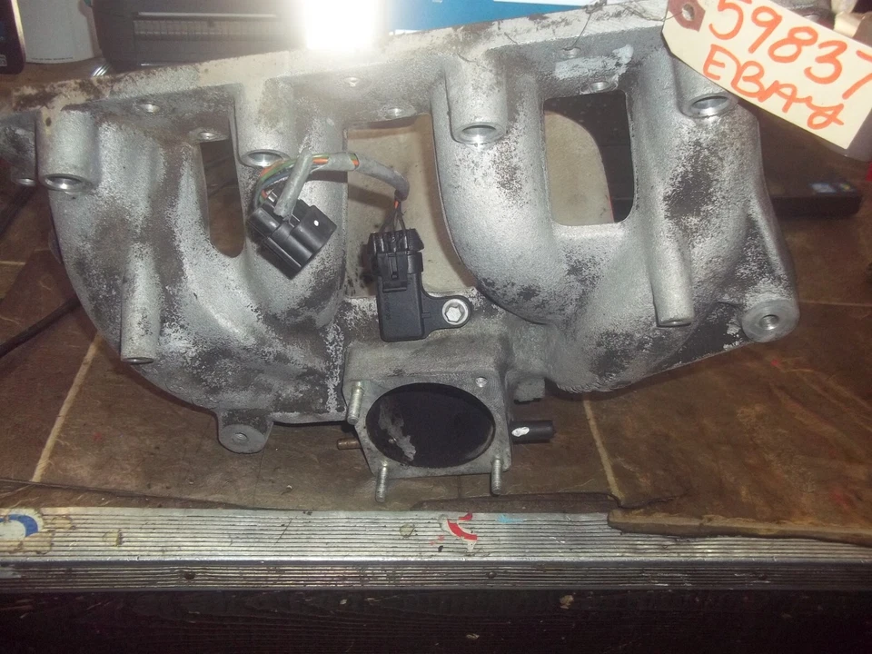 Conjunto de colector de admisión de motor Suzuki Forenza Optra Reno 2004-2005 OEM Foto 4 de 4