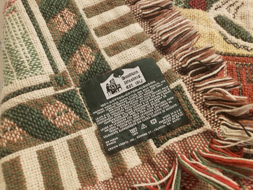 Vintage Goodwin Weavers Christmas Santa Presents Afghan Throw Blanket - Picture 4 of 4