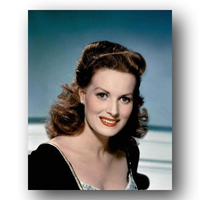 Maureen O'Hara Photo 8x10 The Foxes Of Harrow Film Set 1947