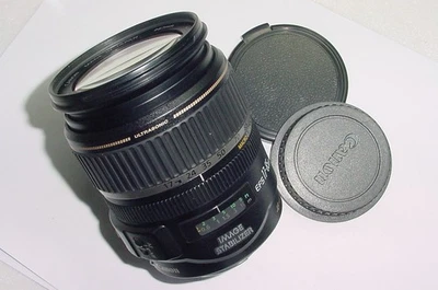 Canon 17-85mm F/4-5.6 IS USM EF-S Image Stabilizer Auto Focus Zoom Lens - Ex++ - Image 1 of 4