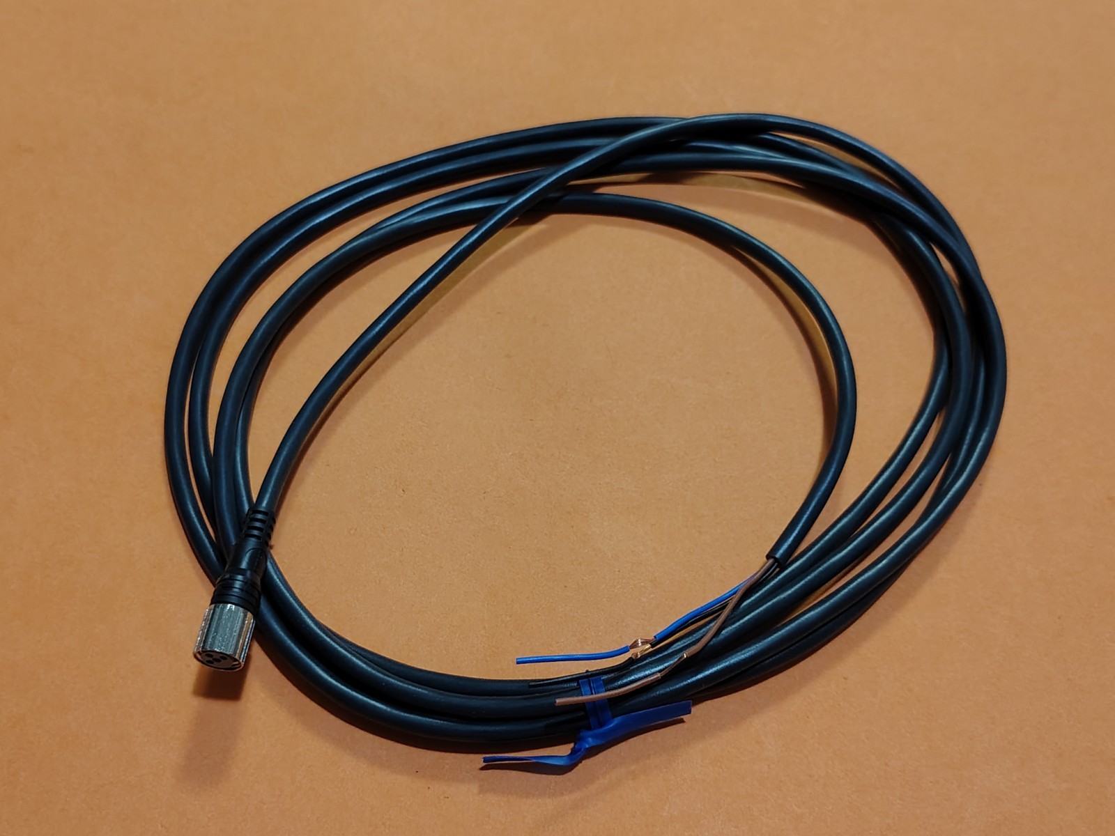 3 PCS OMRON XS3F-M321-302-A WATERTIGHT ROUND M8 COMPACT CONNECTOR OPEN BAG