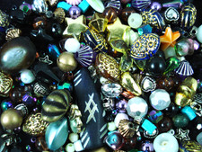 Beads Plastic Multi Mix 25g DIY Jewellery Necklaces Bracelets Earrings