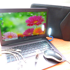 Asus UX305 ZenBook METALL Bang Olufsen UltraBook l 13 Zoll FULLHD Windows 10 SSD