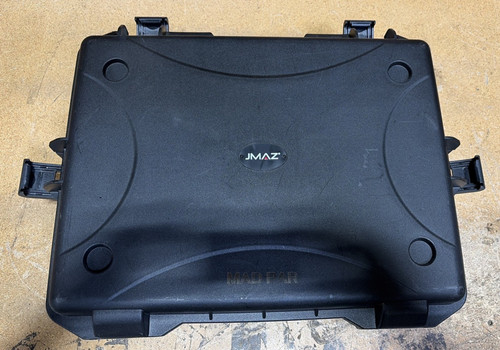 JMAZ Lighting JZ7017 Injection Molded Case for 6 MAD PAR Units