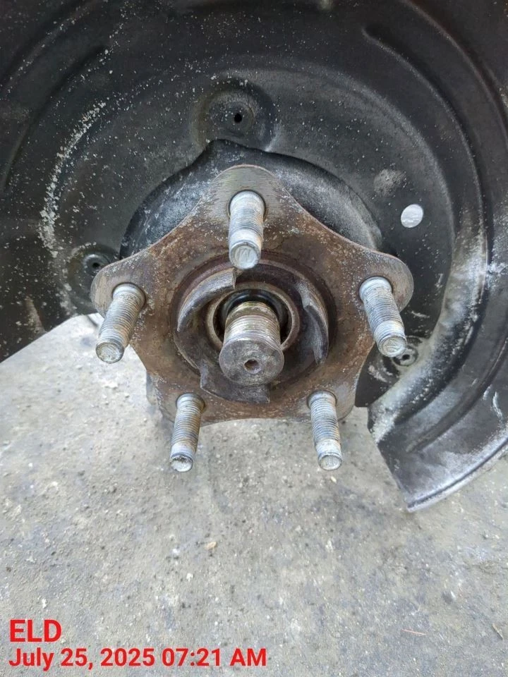 HUSILLO TRASERO DERECHO NUDILLO 2009-2015 JAGUAR XF Foto 2 de 4