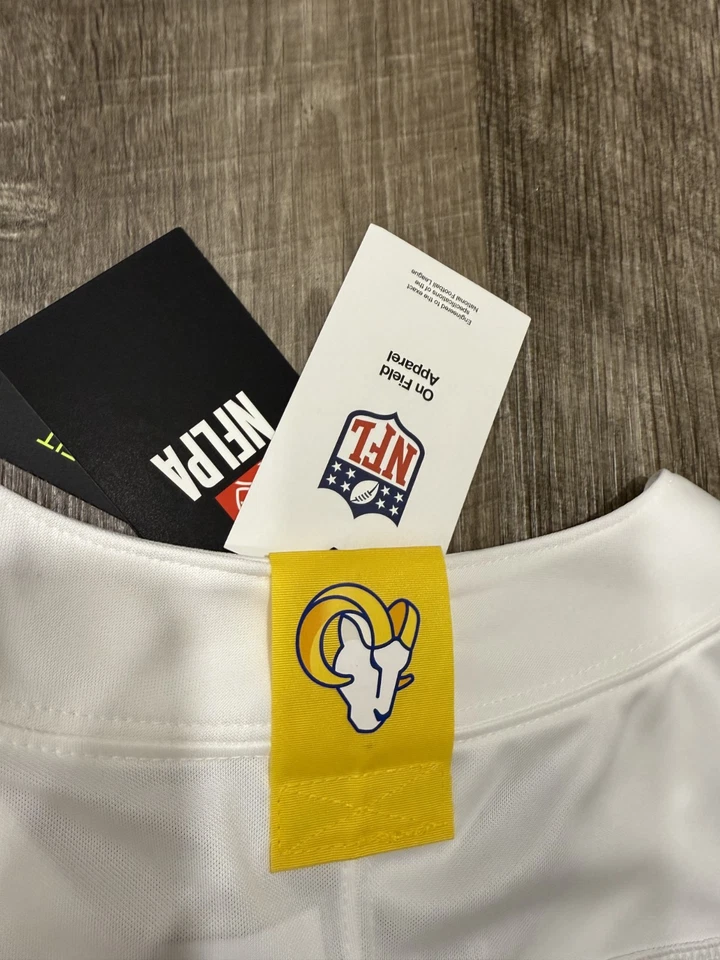 Camiseta Nike On Field blanca firmada por Aaron Donald de los Rams Beckett - Camiseta auténtica Foto 3 de 4