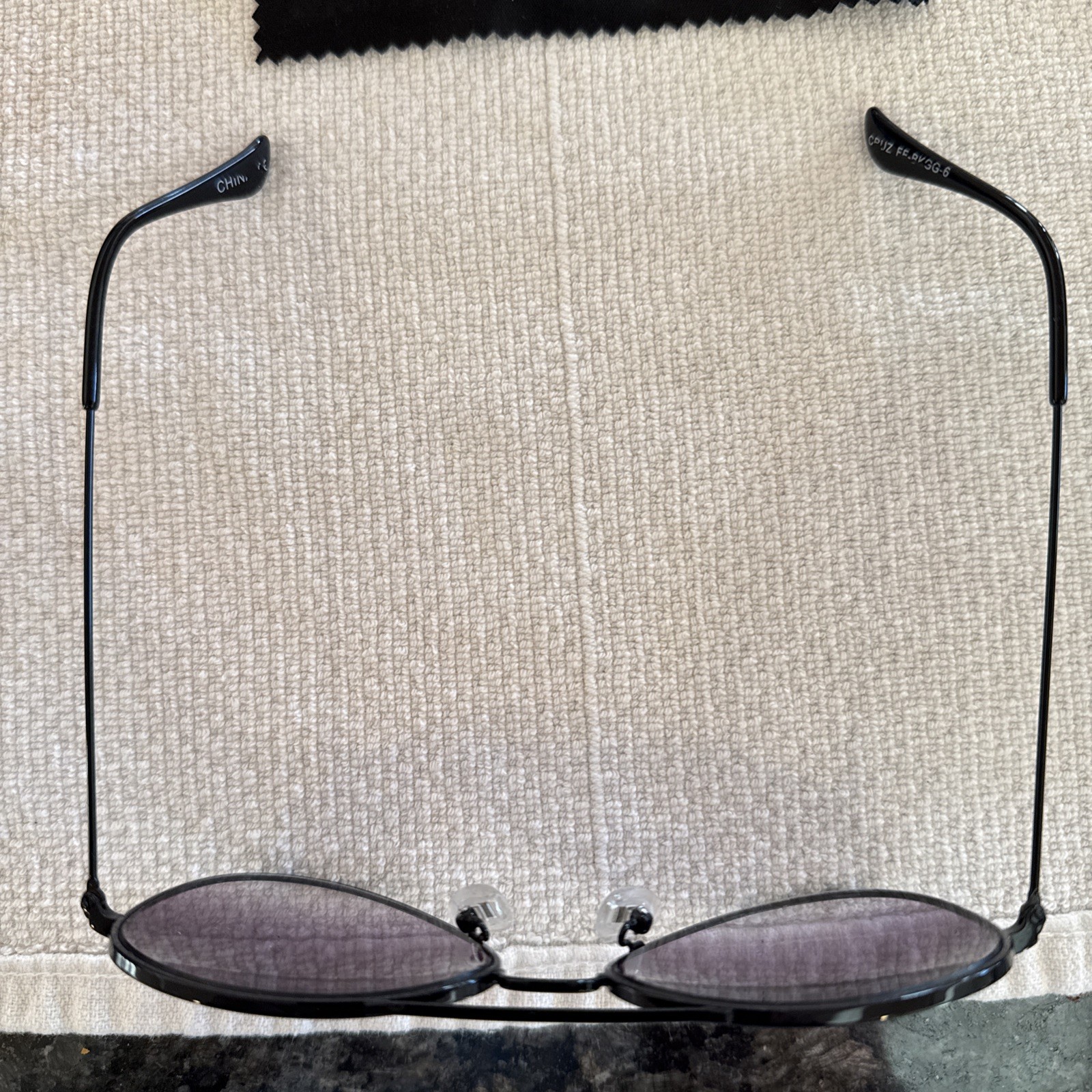 DIFF Soft Carrying Cases And Black DIFF Sunglasse… - image 6