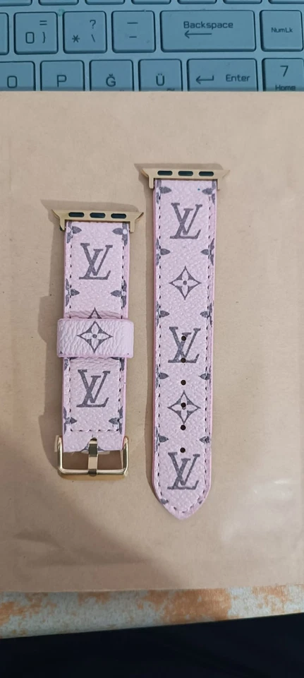 Apple leather watch band is a quality and stylish gift suitable for all series - Image 4 of 4