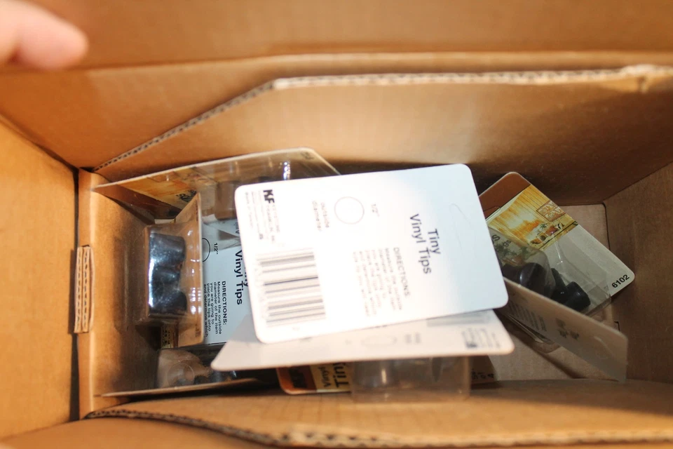 Lot Of 22 Vinyl Tiny Tips 1/2 Inch Furniture Legs Black Protects Floor #6102 - Image 4 of 4