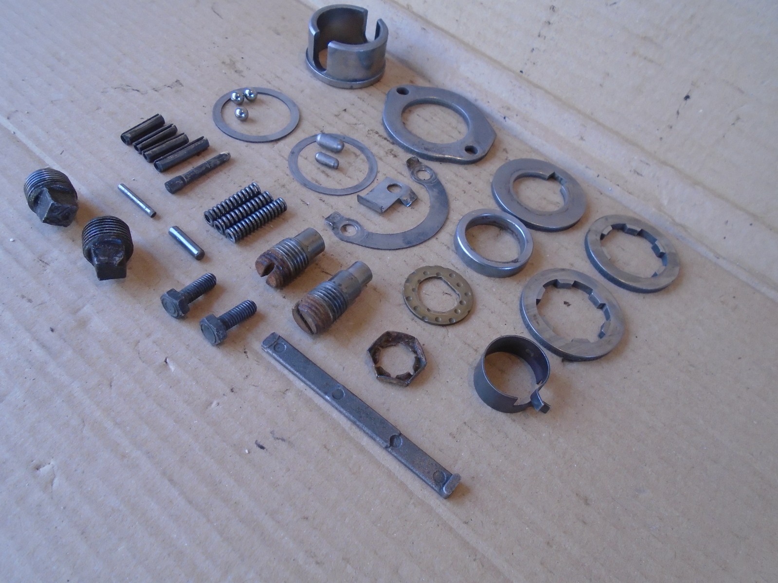 Renault DAUPHINE Transmission gearbox HARDWARE PARTS 4cv Gordini