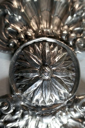 Antique French auth Art Deco silver tone floral motif embossed belt buckle - Picture 4 of 5