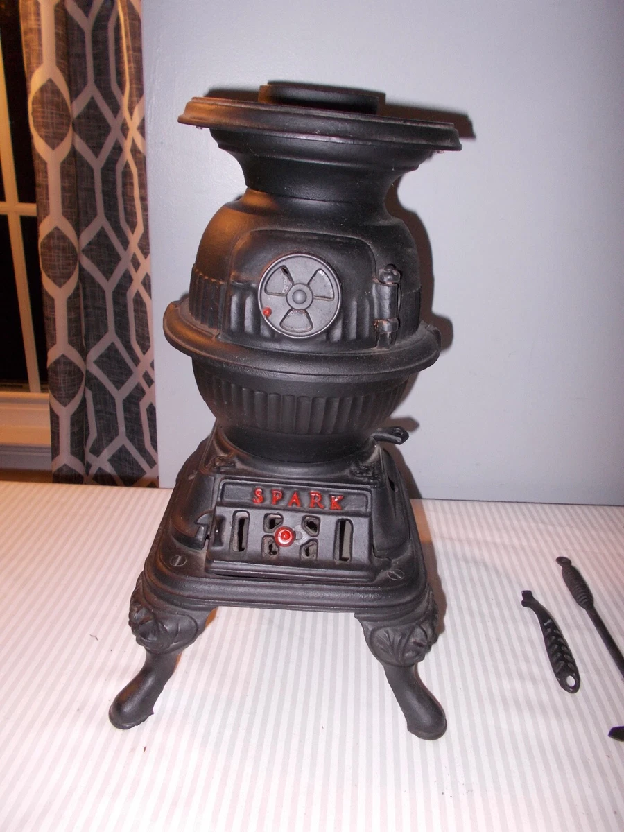 Vintage Spark Cast Iron Pot Belly Stove Salesman Sample 14” with Handles |  eBay