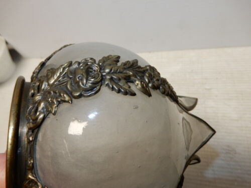 ANTIQUE FLORAL FORM GLASS LAMP SHADE CA. 1930 - Picture 5 of 5