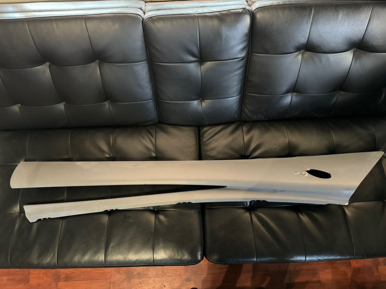 Mclaren 570S Left Door Upper Molding Tendon 13AA953CP
