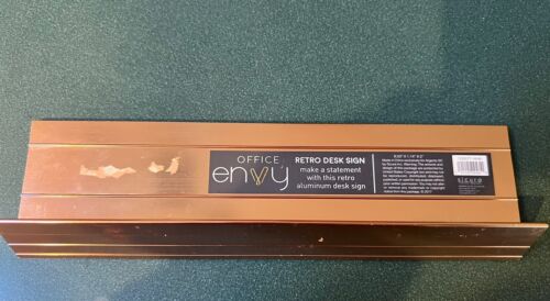 “Mom boss” Desk Name Plate Office Sign Display Plaque Let mom Be The Boss! - Picture 2 of 2