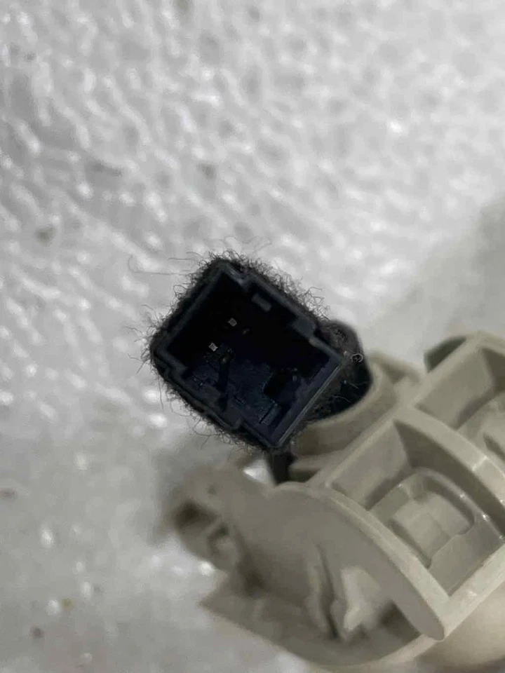 Parasol para conductor Ford Fusion LH 2017-2020 beige iluminado OEM ¡Sucio! Foto 4 de 4