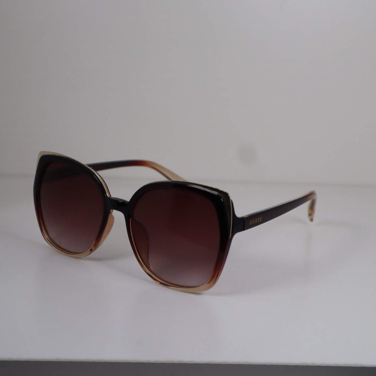 Guess brown and gold sunglasses. Guess Sunglasses GU00103-S 57P main image 2