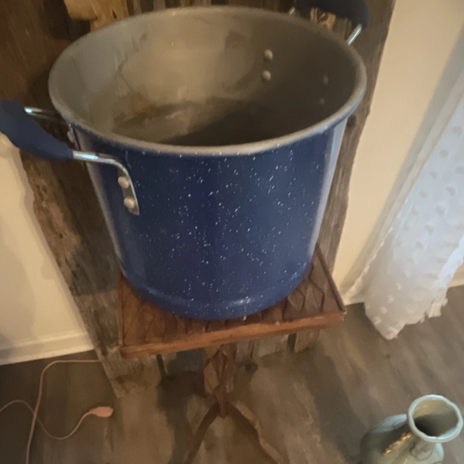 Enamel Steel Stockpot, Blue, Glass Lid, Double Handle, Round