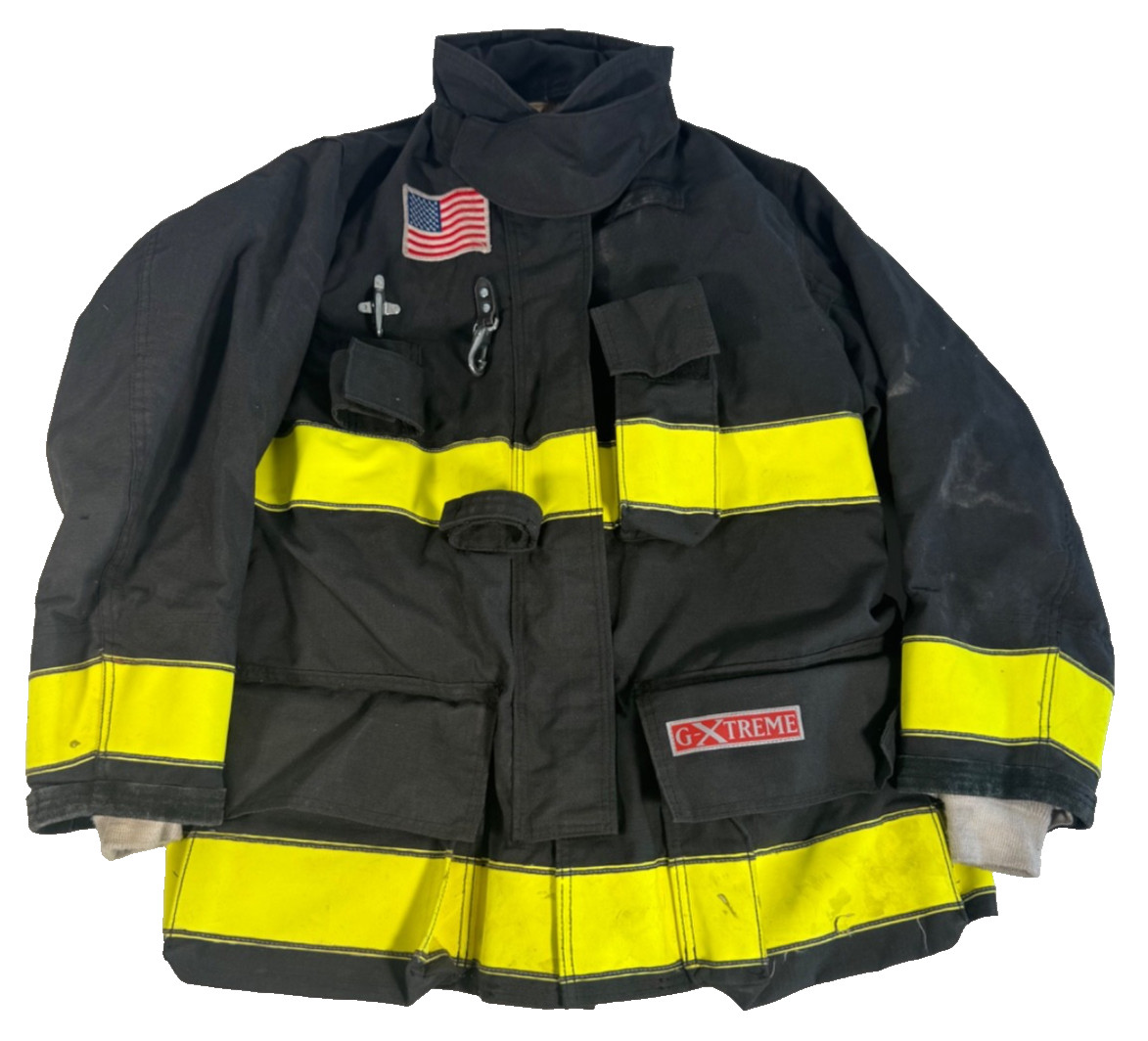 Globe G-XTREME Firefighter Turnout Coat Black Size 44 x 32 Mfg Date-2016