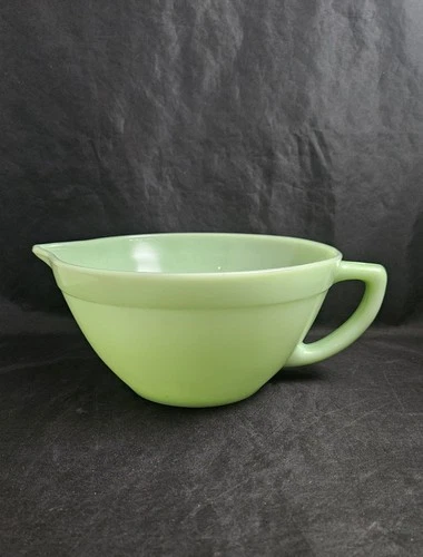 Vintage Fire King Green Jadeite Oven Ware Mixing/Batter Bowl with Pour Spout
