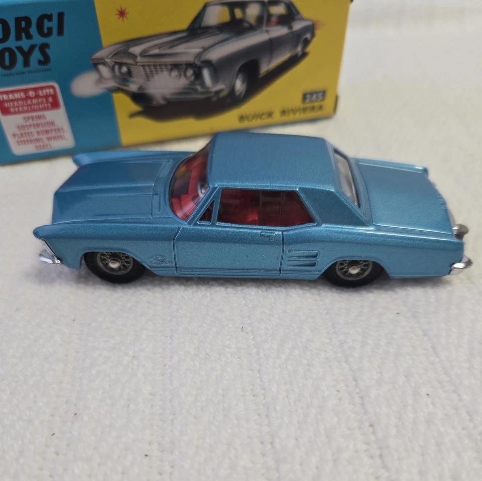 wonderful CORGI-model BUICK RIVIERA -bluemetallic - edition 2025 made in China - Image 2 of 4