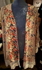 NWOT Umgee Size S/M Women’s Floral Open Front Jacket Overblouse Lace Trim