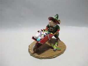 Wee Forest Folk Barrow of Fun Elf Mouse Retired in 2017 Christmas WFF in Box