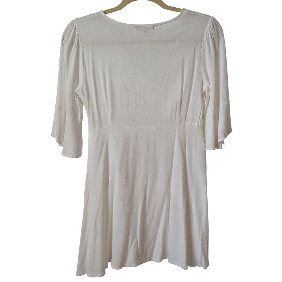 Chelsea & Violet Women's Mini Dress Small White Button Down V Neck Bell Sleeve - Image 3 of 4