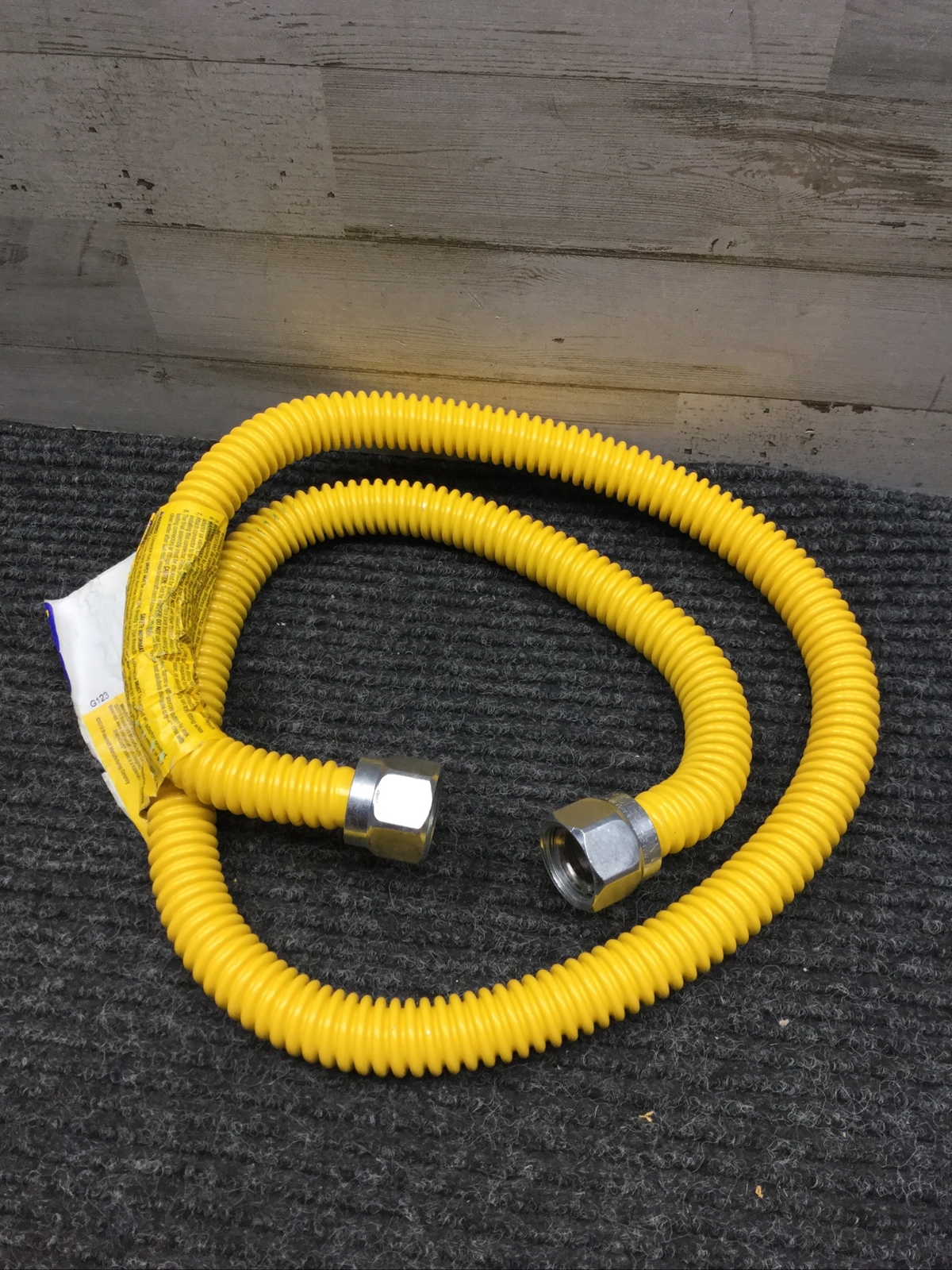 NOS BrassCraft CSSC54-48P Stainless Steel Gas Appliance Connector 48 L in.