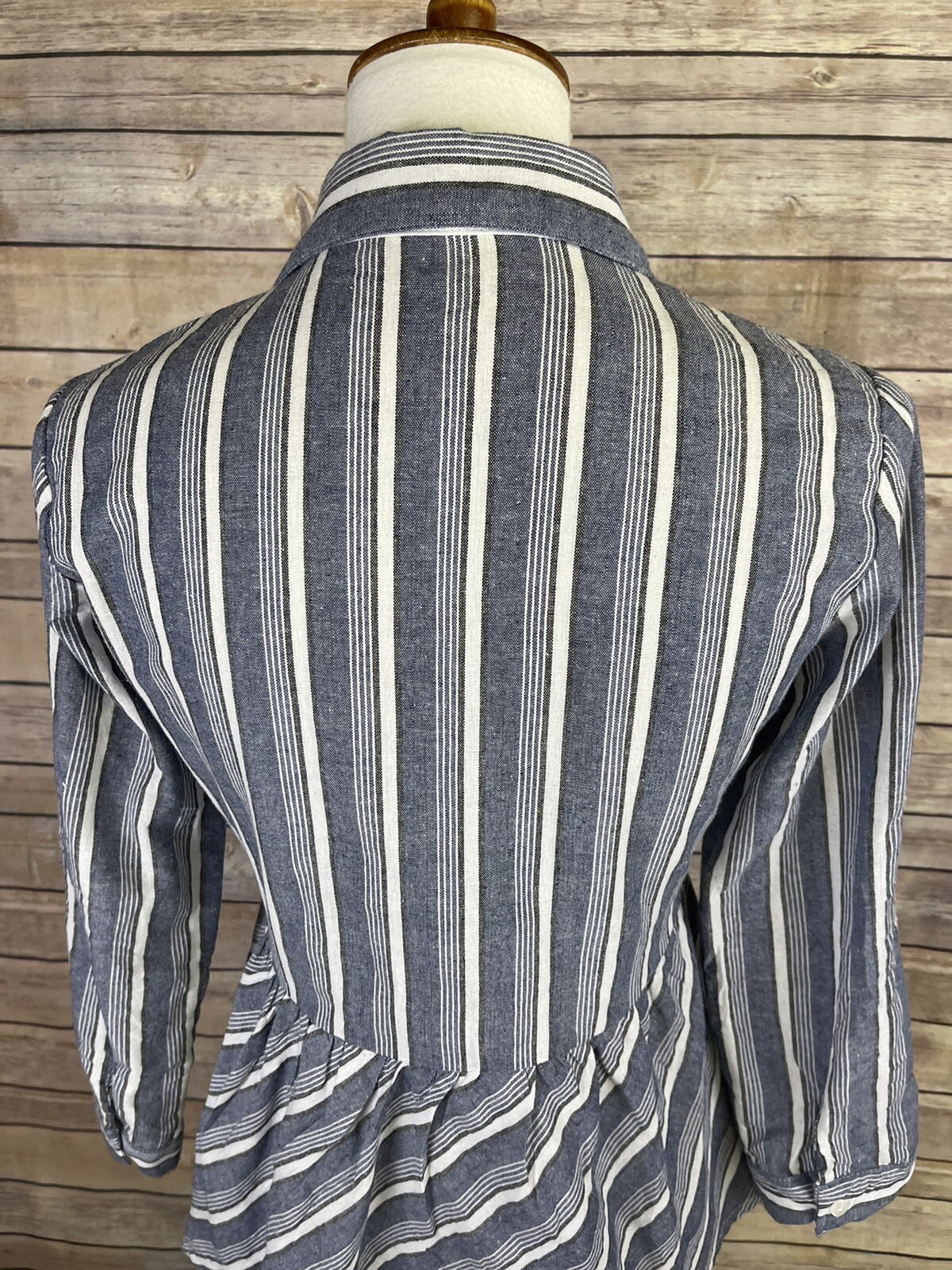 Love Notes Medium Button Front Blouse Blue White … - image 6