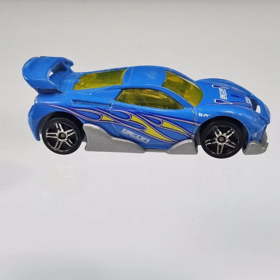 1996 Hot Wheels 1997 Maisto Tonka 2000 Suzuka Bieda Vintage Racer Cars - Image 3 of 4