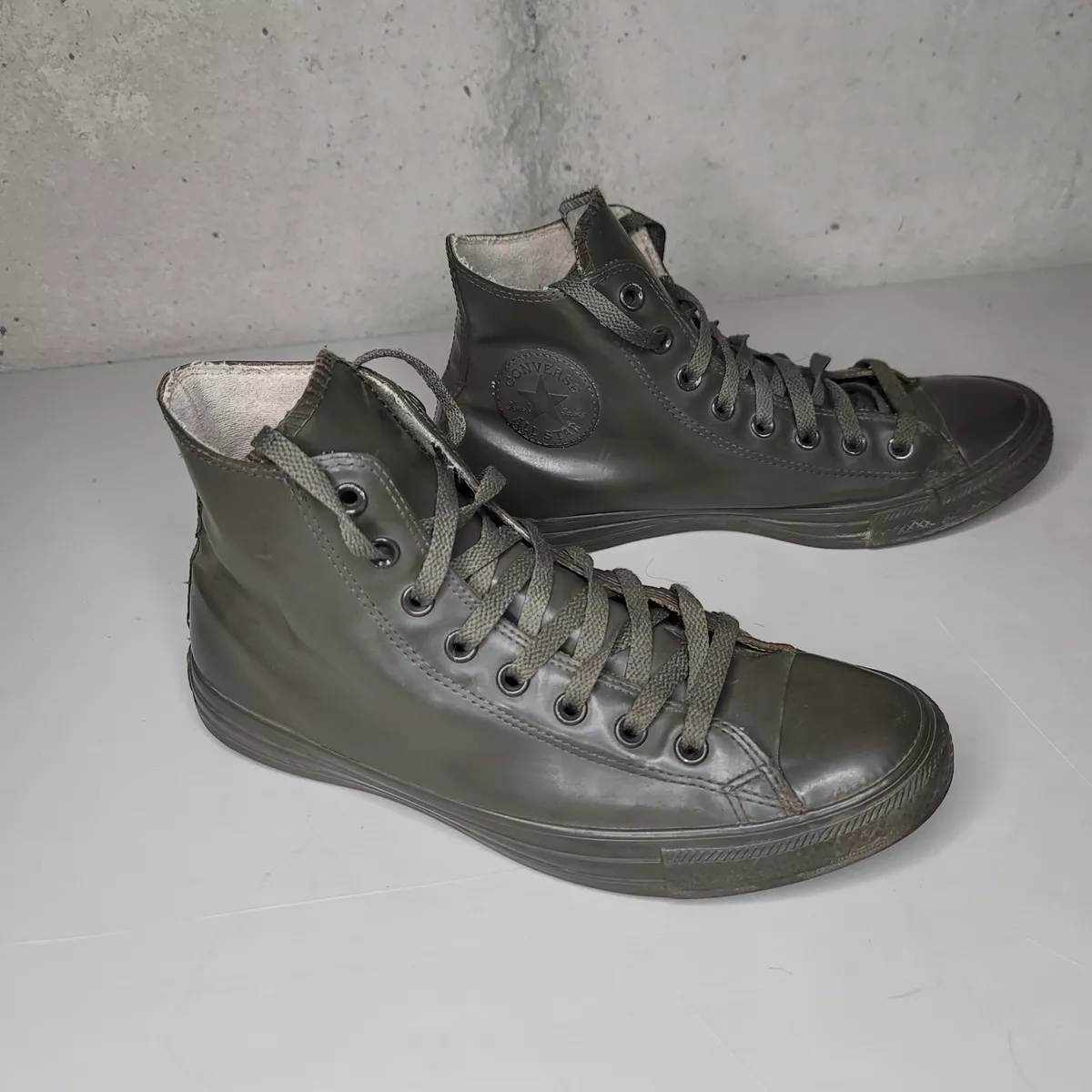 Converse shoes army green top