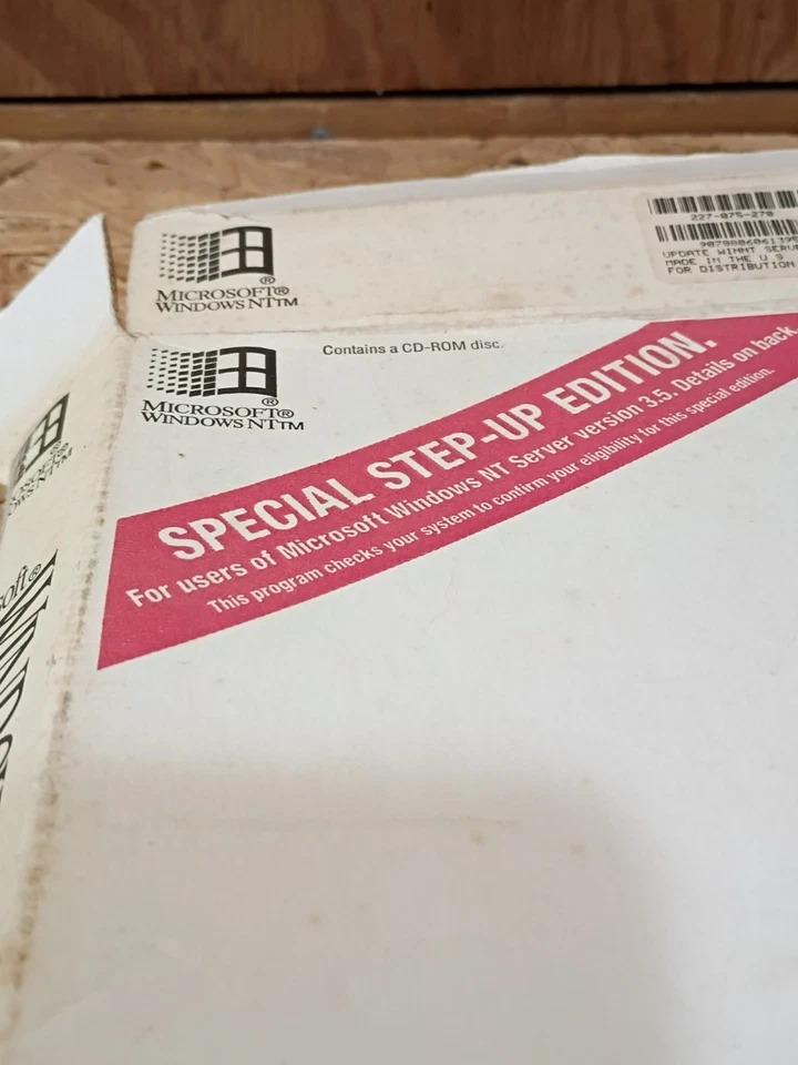 Microsoft Windows NT Server 3.51 Special Step Up Edition With Product Key - Image 2 of 4