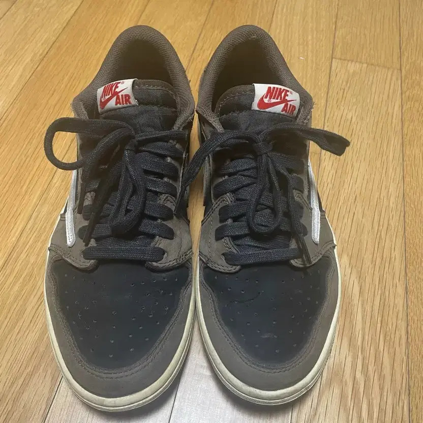 Nike Jordan Low Mocca Sneakers 265 Men’s Shoes