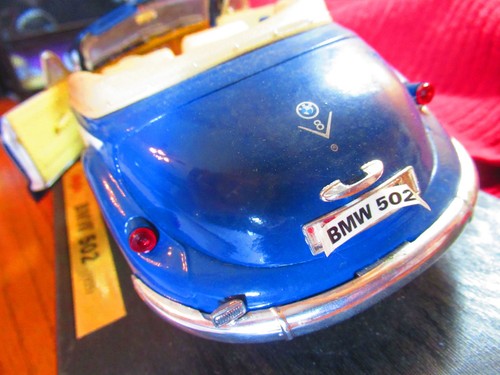BMW 502 1955 1:18 coche diecast Maisto - Imagen 7 de 7