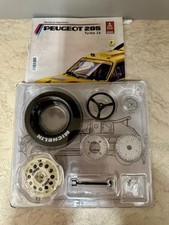 Peugeot 205 T16 Dakar Rally Altaya 1/8 Numero 2