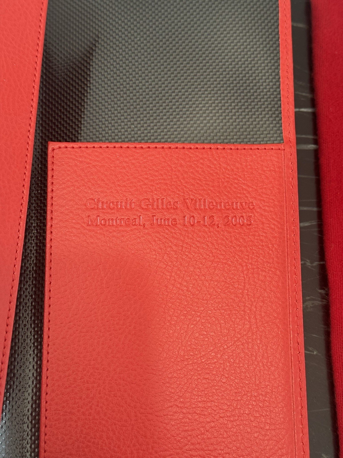 FERRARI SCHEDONI RED LEATHER PORTFOLIO HOLDER CIRCUIT GILLES VILLENEUVE 2005