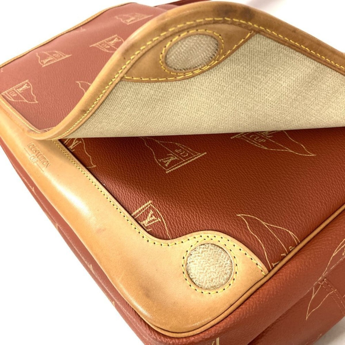 Louis Vuitton Calvi Shoulder Bag M80028 Brown LV Cup Limited Editi... GZl1jqfv View 6