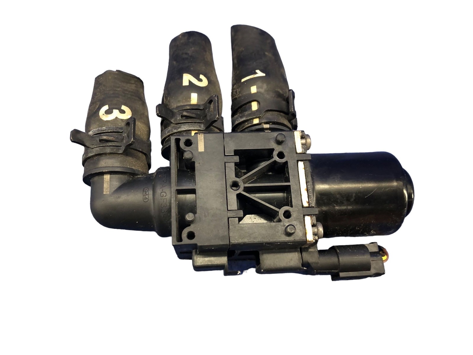 2015 Bmw I8 HEATER CONTROL VALVE ASSEMBLY UNIT 9147347 oem