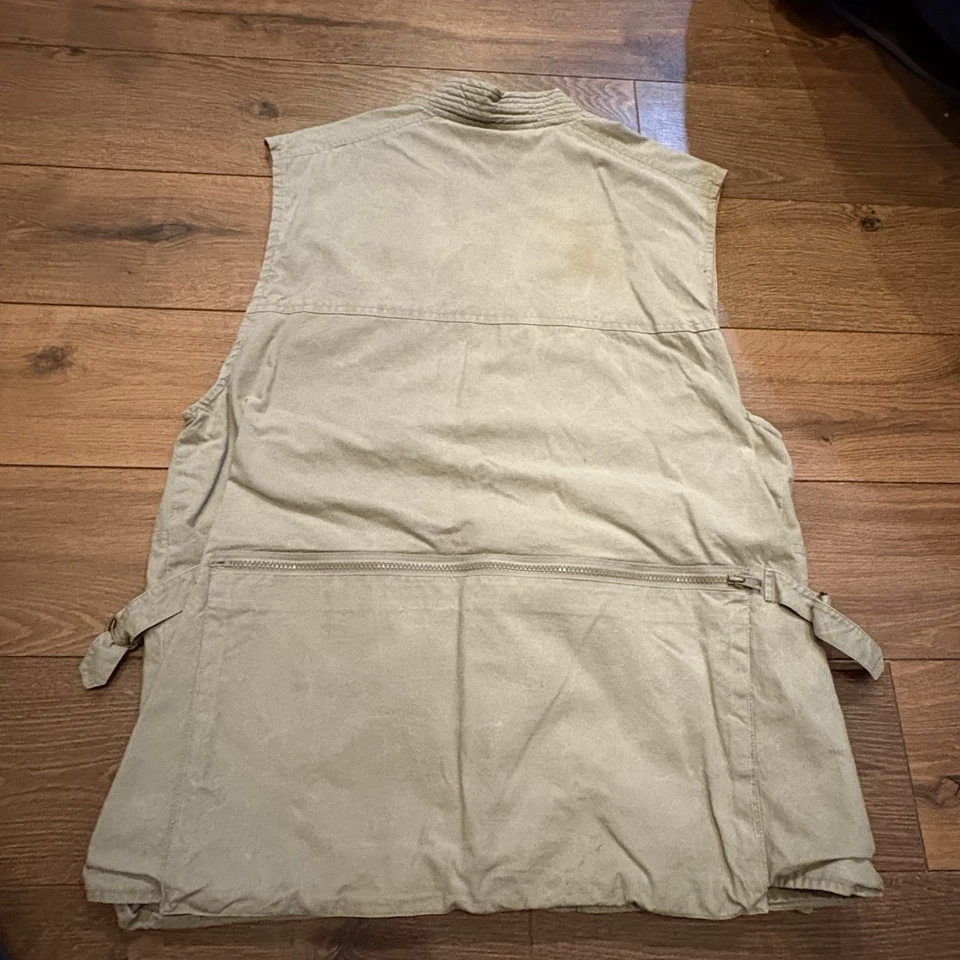Vintage 90s LL Bean Safari Photography Outdoor Fishing Vest Utility Mens Large - Image 3 of 4