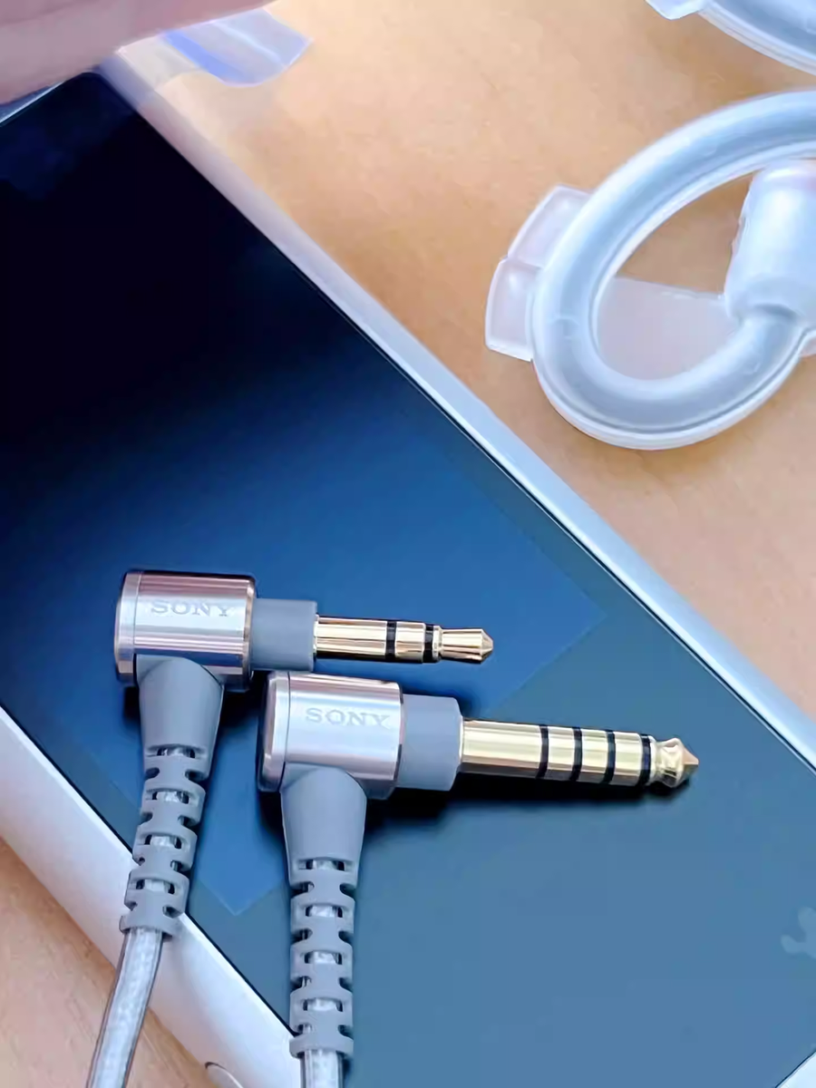 Cavo Audio Sony Originale 4.4mm Per Cuffie IER-Z1R - Lunghezza 4 Piedi - Nuovo Senza Scatola