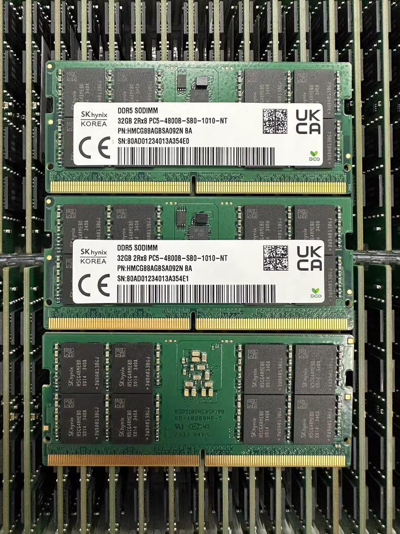 SK Hynix 32GB DDR5 4800 PC5-4800B-SBO HMCG88AGBSA092N Laptop EC4