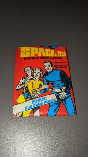 1976 Space 1999 Donruss 1976 Unopened Wax Pack - Picture 1 of 2