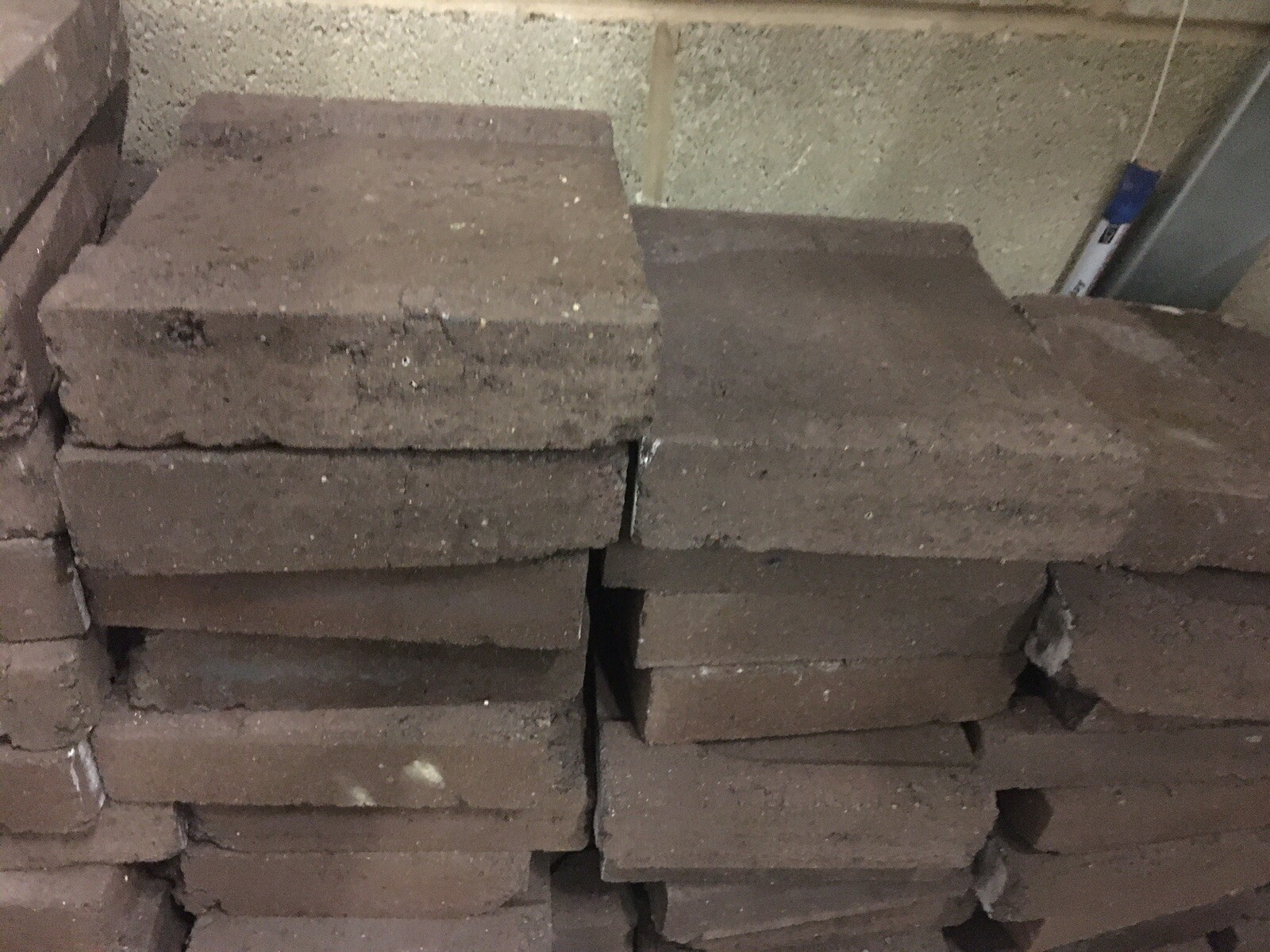 Storage Heater Bricks Perfect For Kiln/Pizza Oven Greenhouse Frost