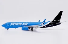 Prime Air B737-800(BCF) Reg: N7933A EW Scale 1:200 Diecast Flaps Down EW2738007A