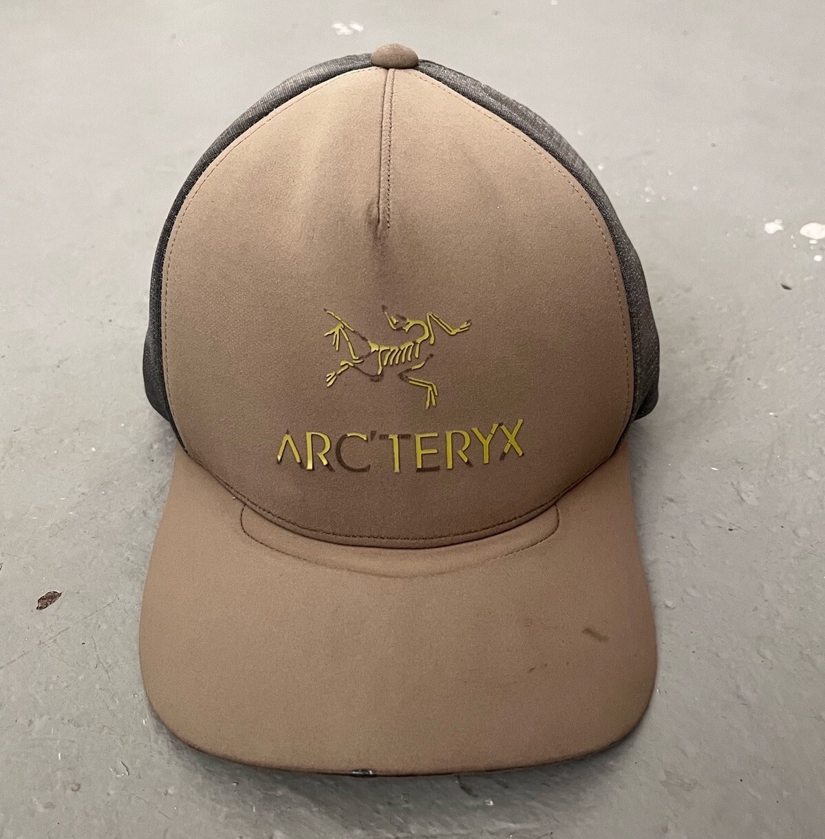 ARC'TERYX Cappello berretto Arcteryx Bird logo maglia invecchiata camionista snapback